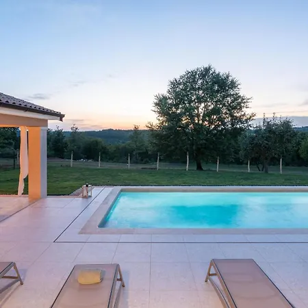 Villa Vita Villa *